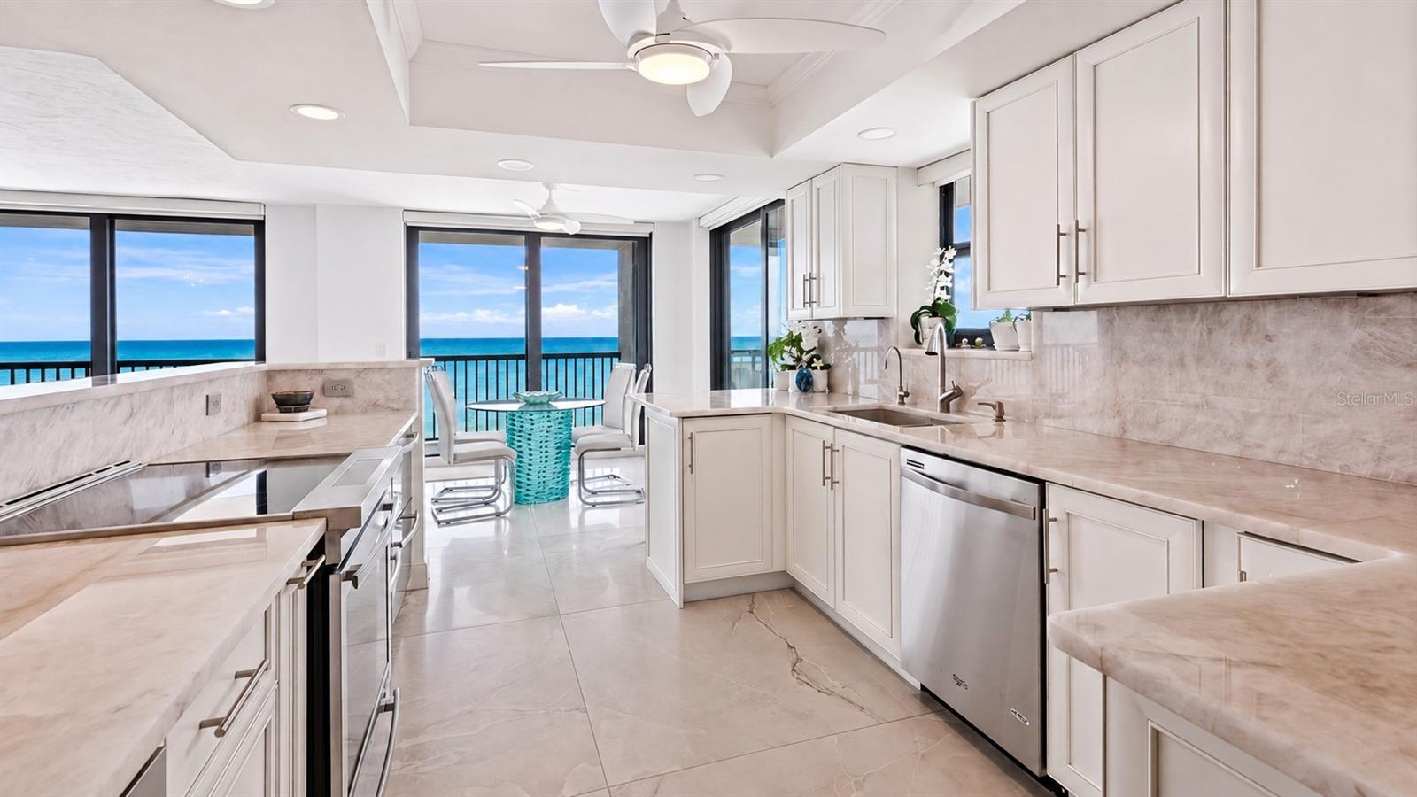 1660 Gulf Blvd #ph1 Property Photo 15
