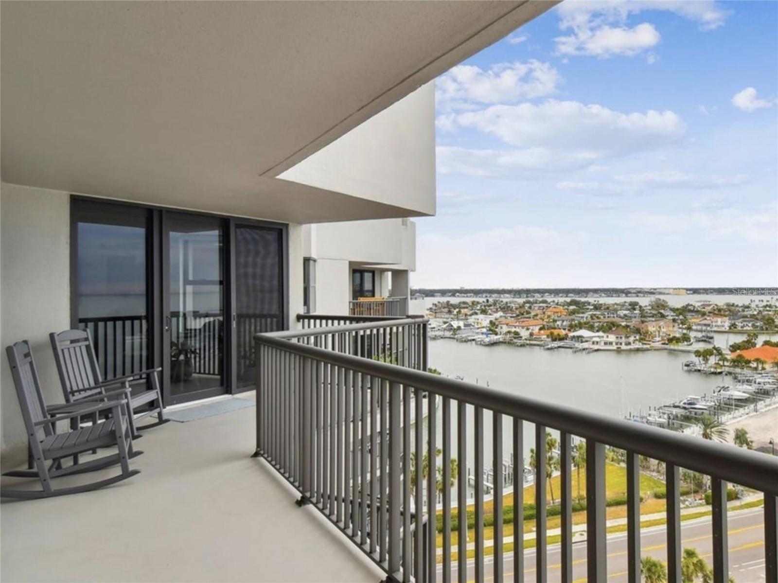 1660 Gulf Blvd #ph1 Property Photo 24