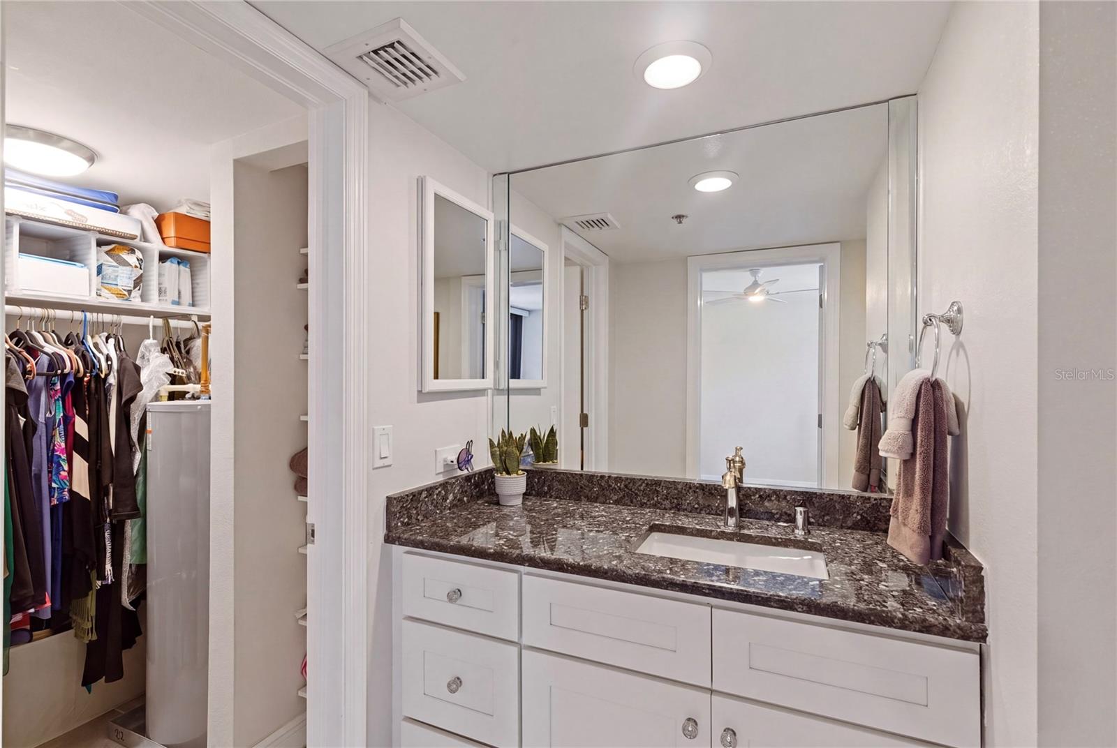 1660 Gulf Blvd #ph1 Property Photo 52