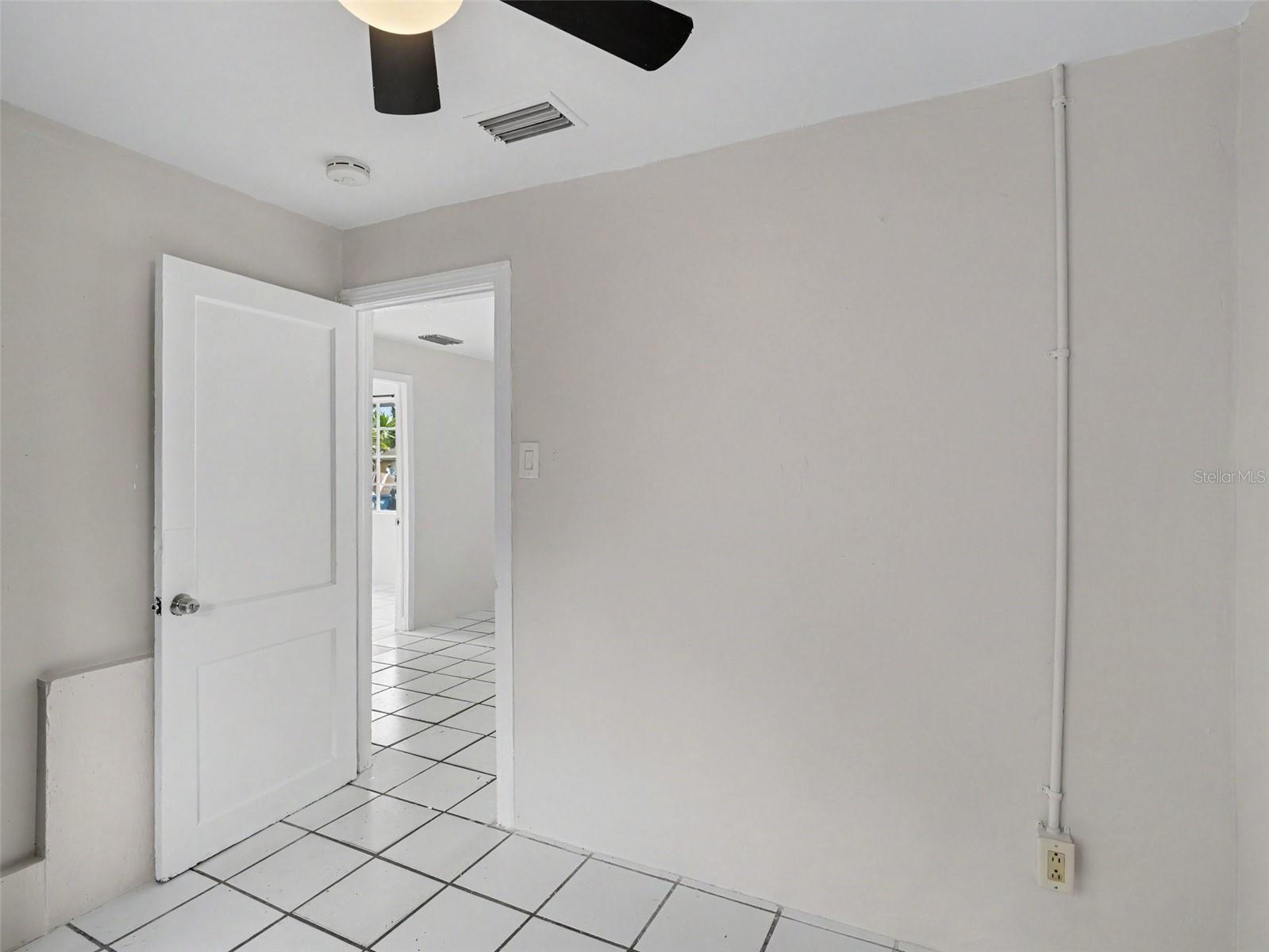 124 26th Ave E #a Property Photo 6
