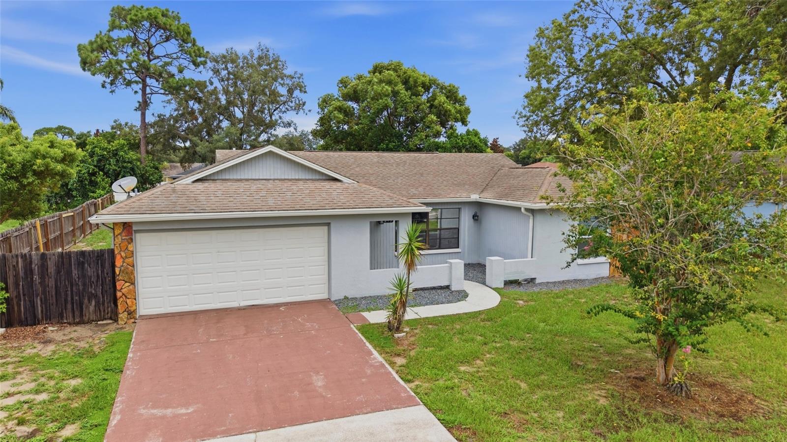 8373 CAMPHOR DR Property Photo 1