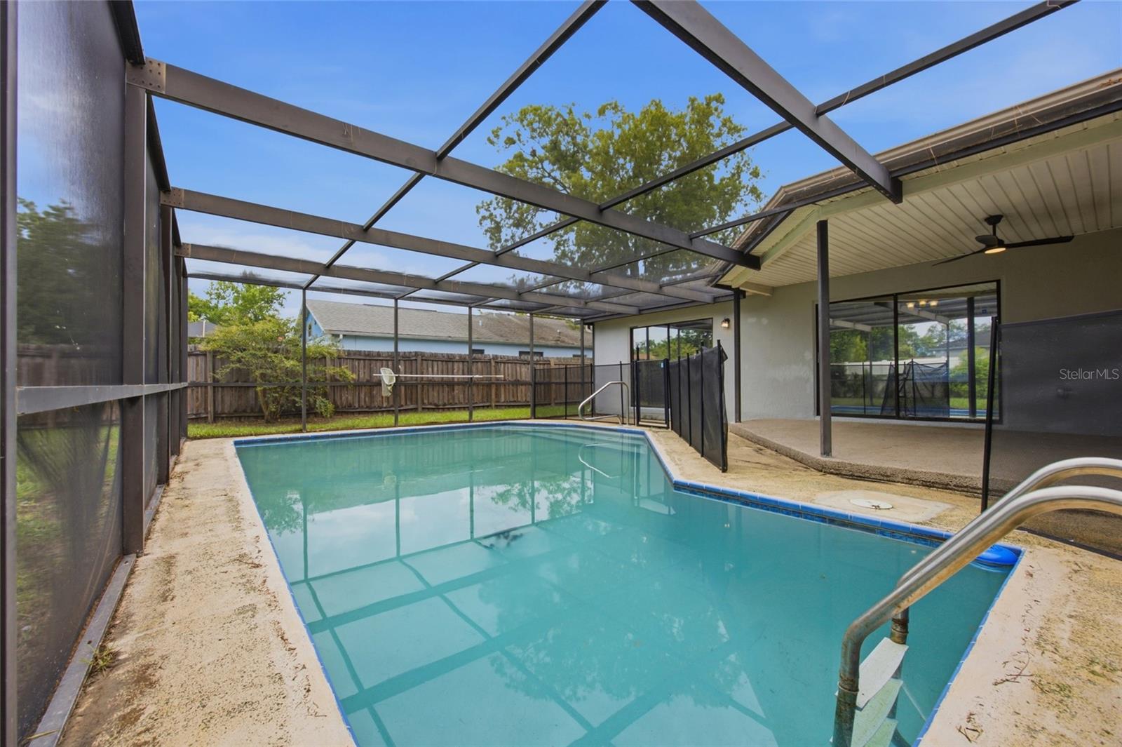 8373 Camphor Dr Property Photo 3