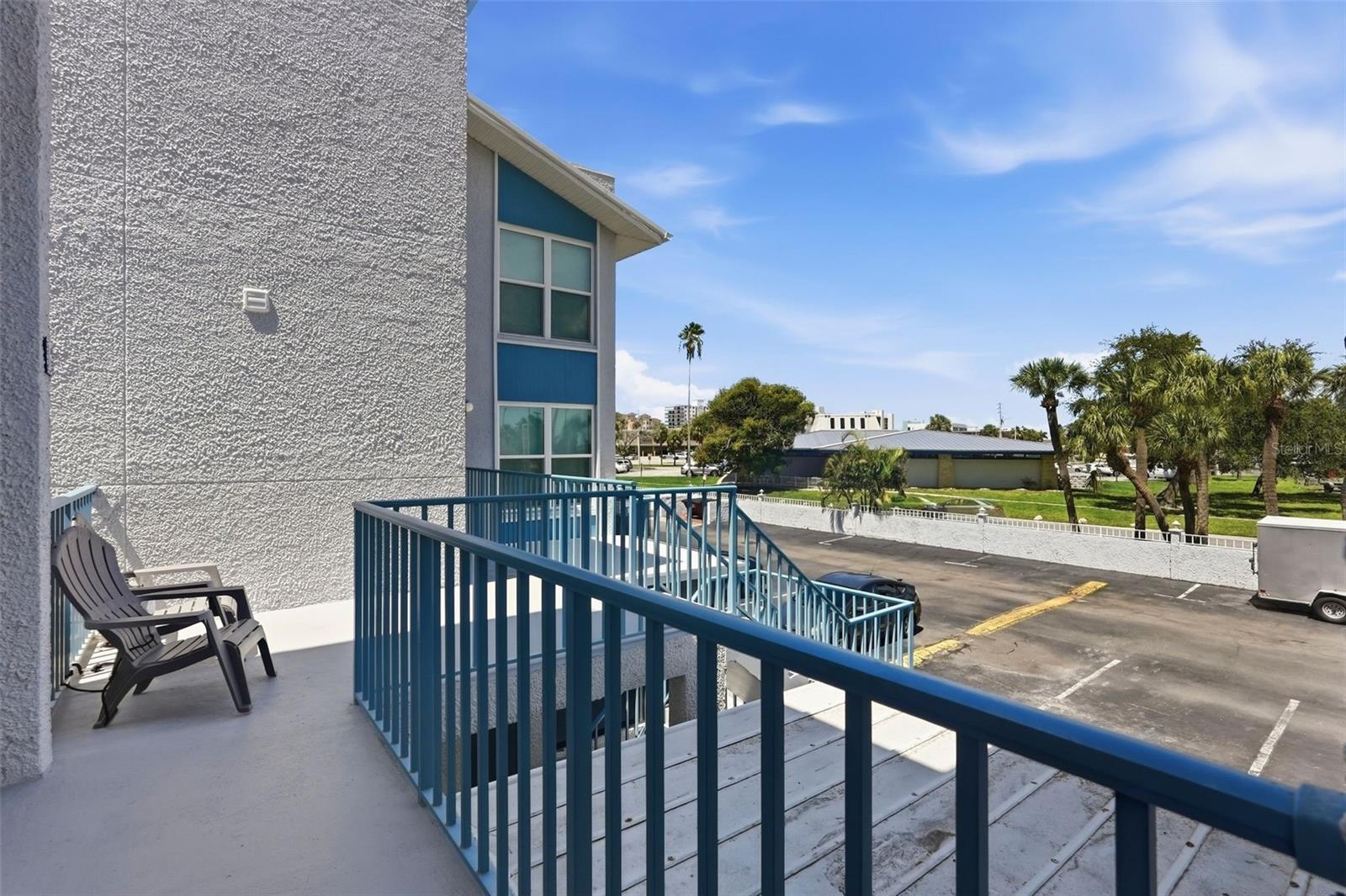175 Medallion Blvd #f Property Photo 19