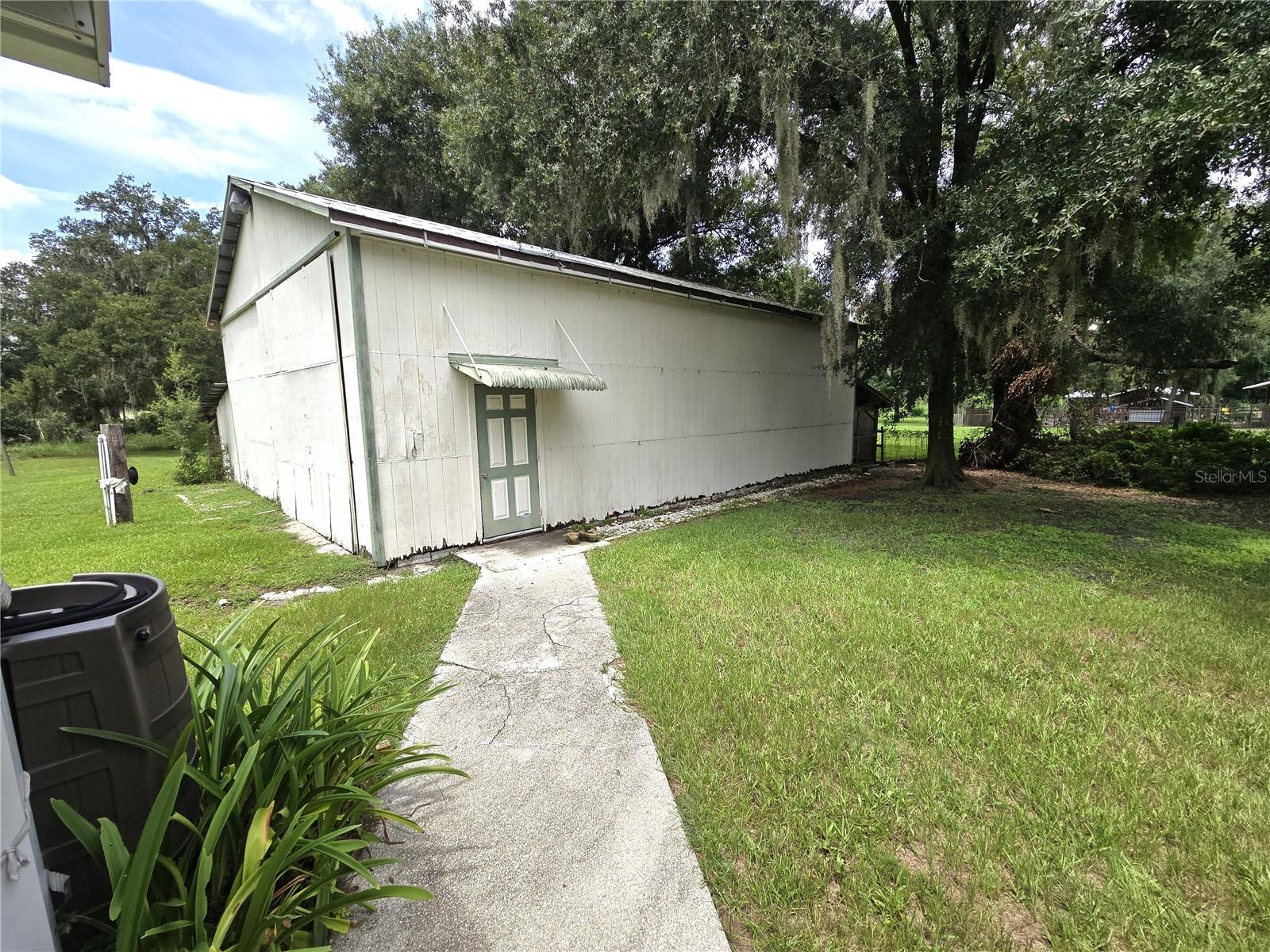 1214 Jerry Smith Rd Property Photo 18
