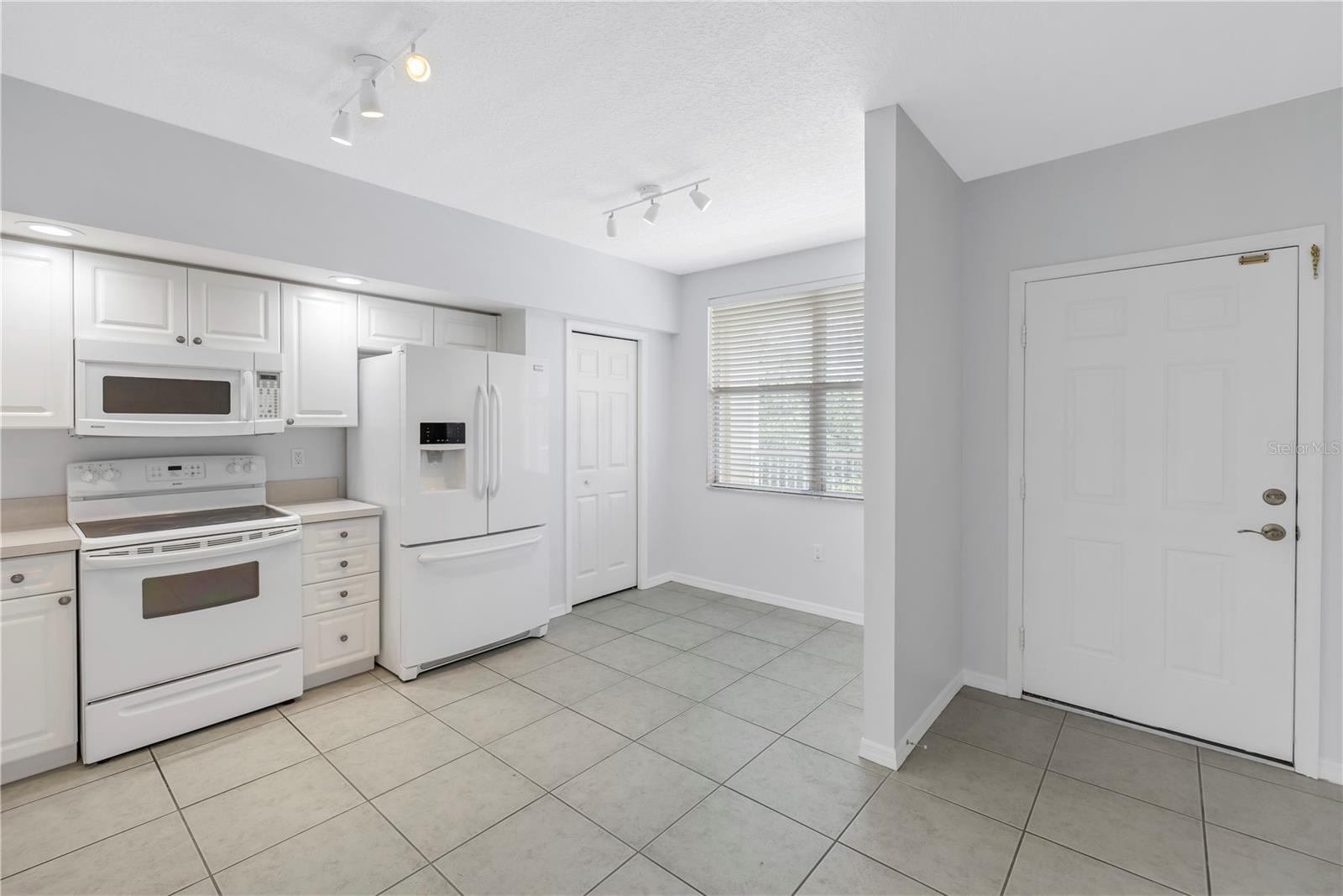 960 Starkey Rd #2202 Property Photo 27