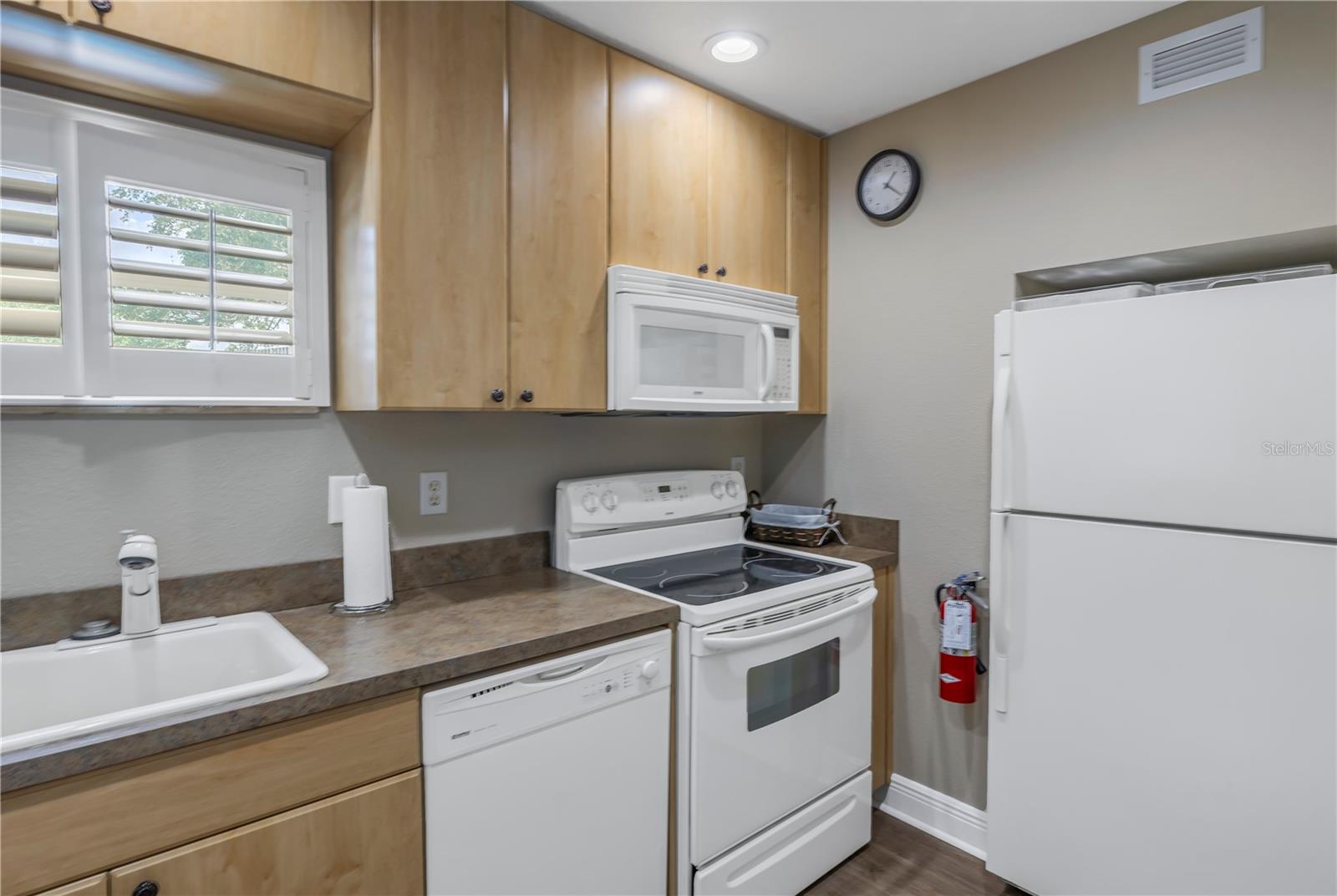 960 Starkey Rd #2202 Property Photo 42