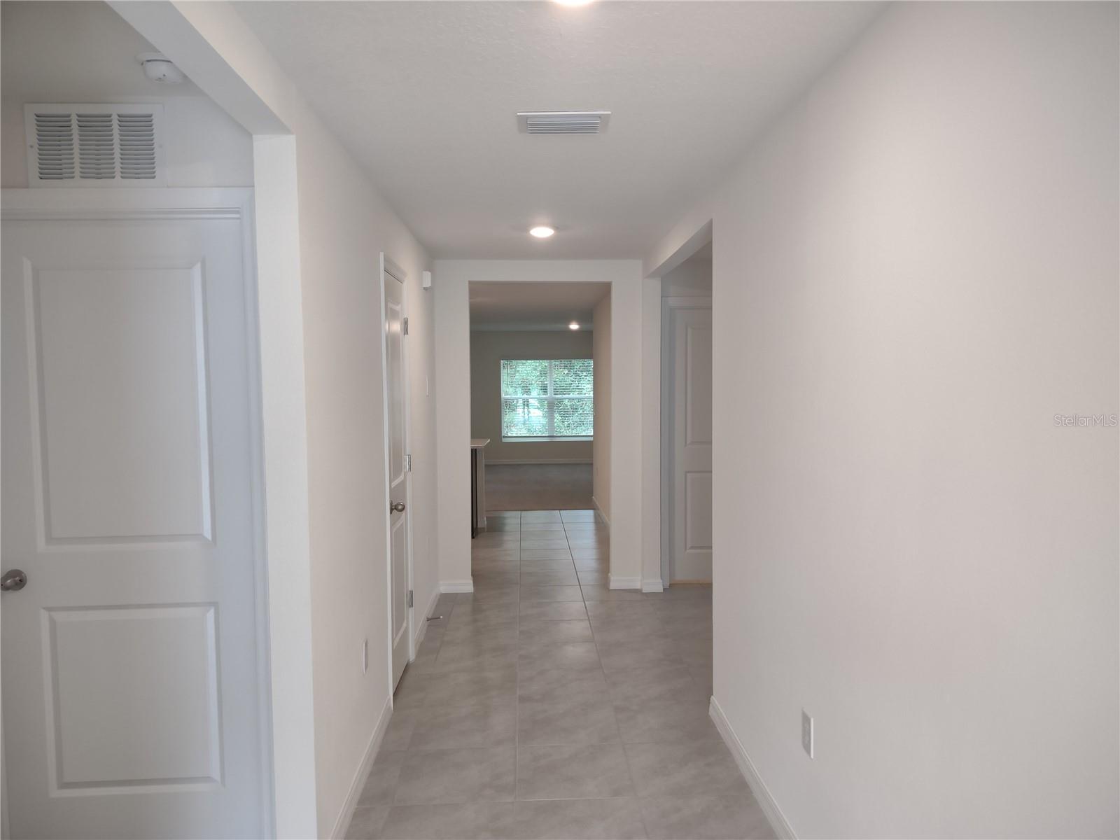 5215 Byronic Ct Property Photo 2