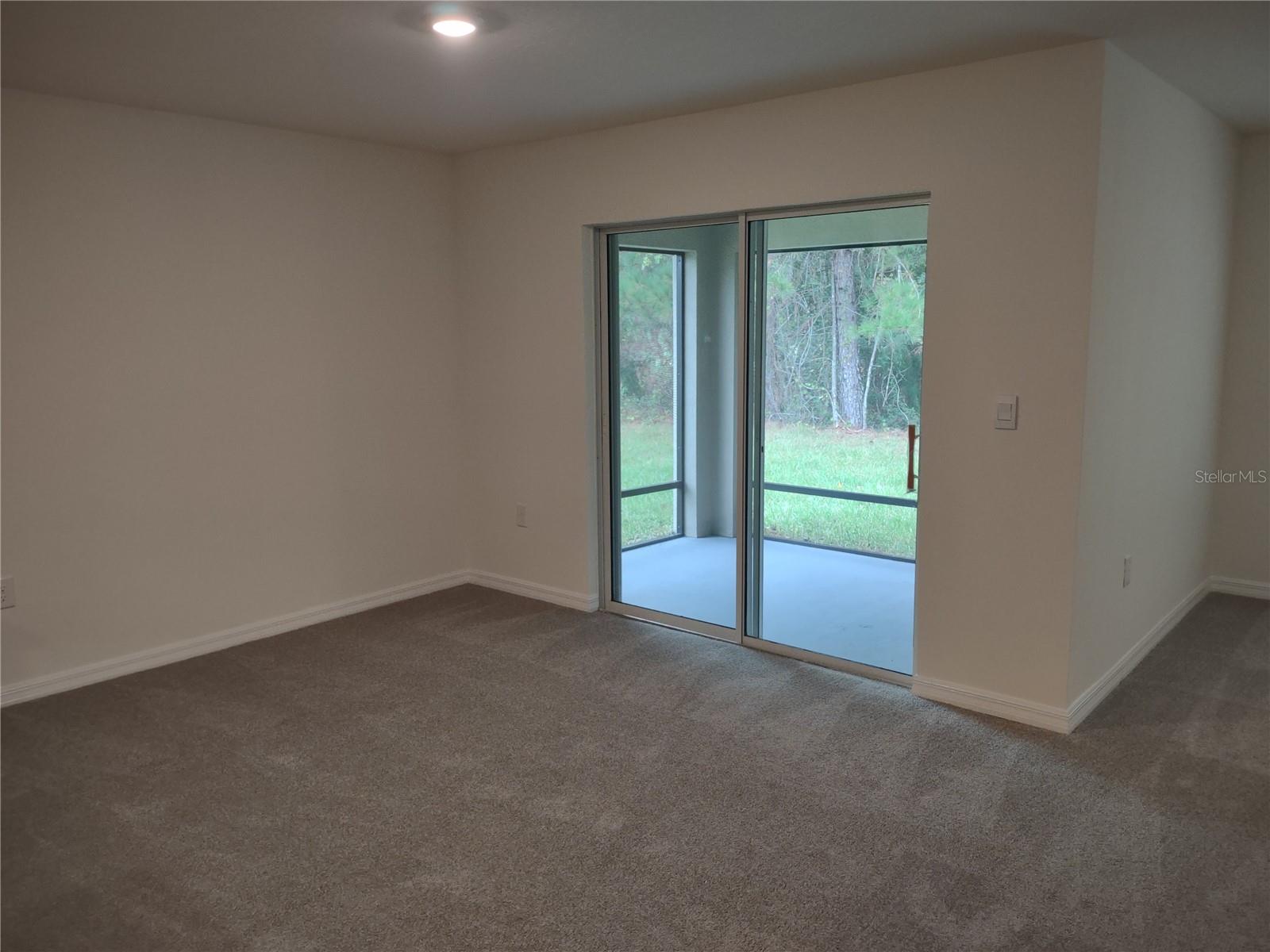 5215 Byronic Ct Property Photo 5