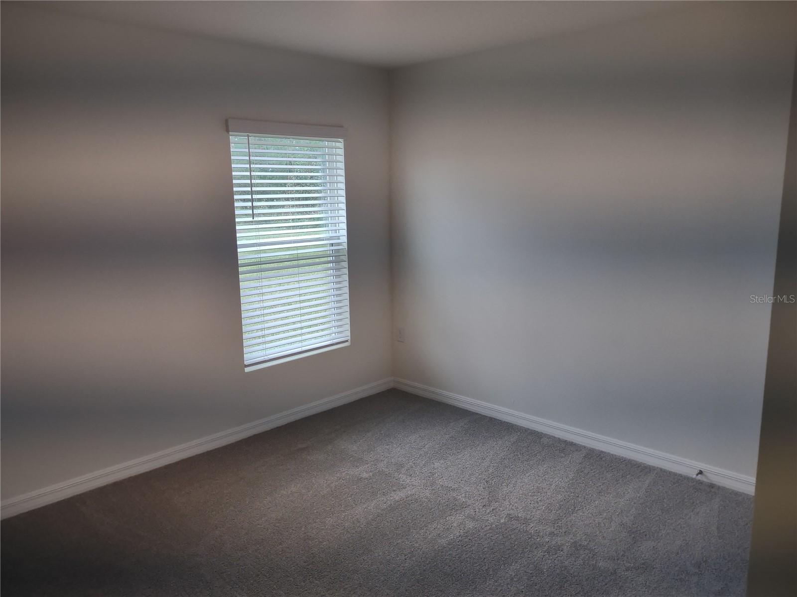5215 Byronic Ct Property Photo 13