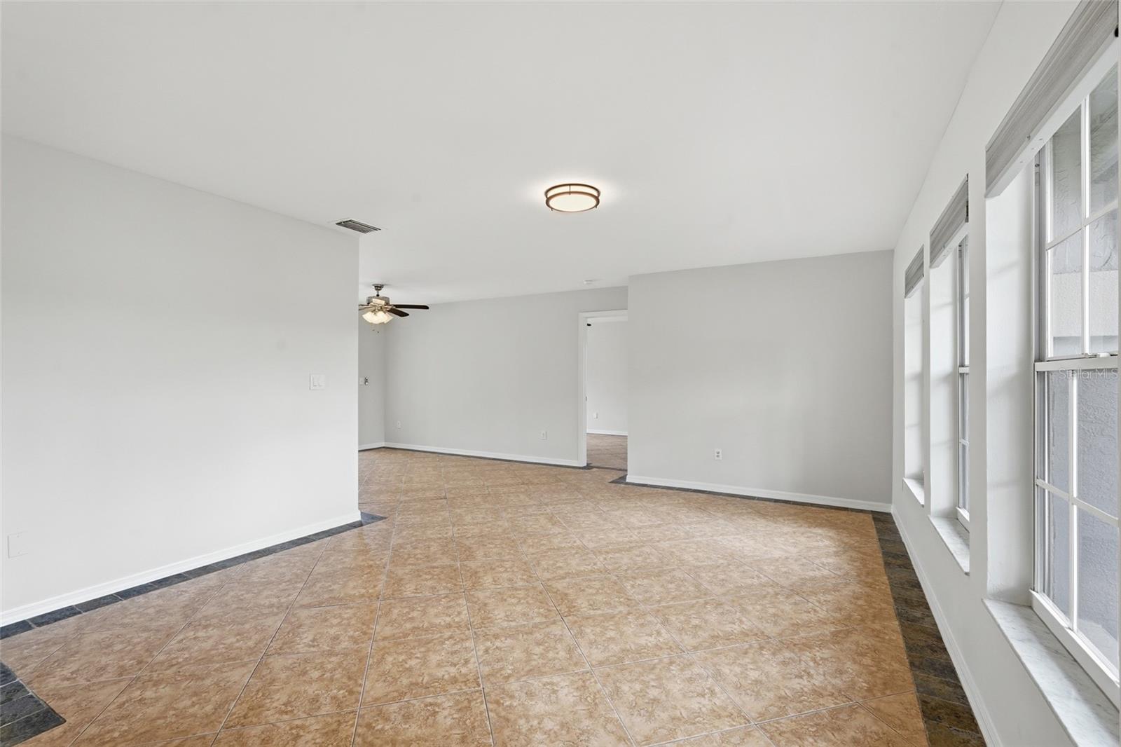 524 Se 8th Pl Property Photo 14
