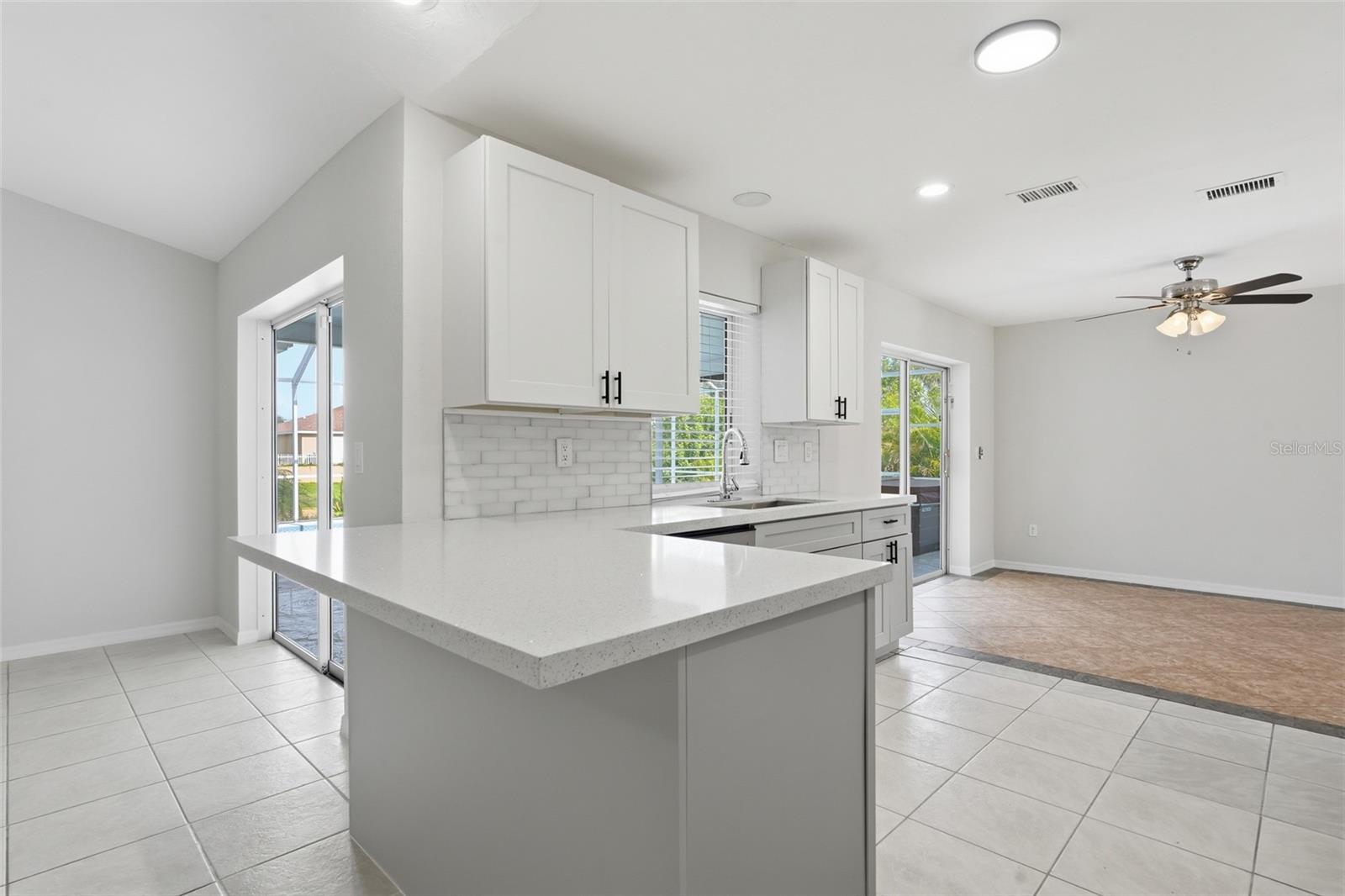 524 Se 8th Pl Property Photo 22