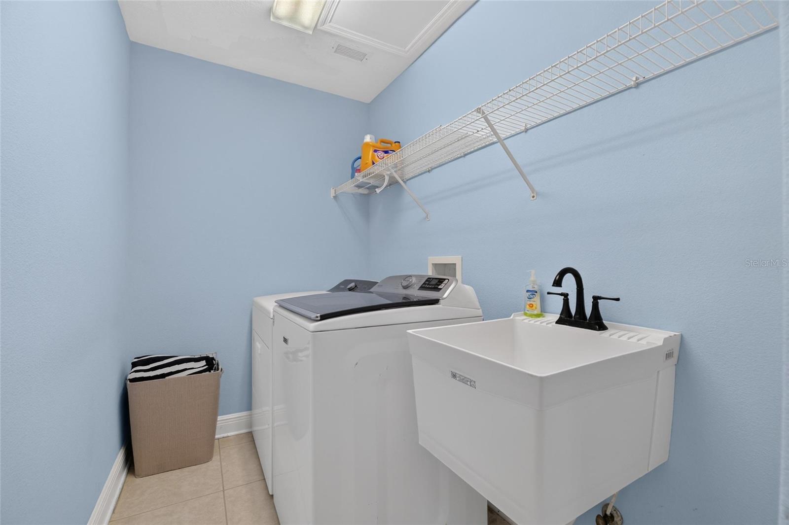 435 Manns Harbor Dr Property Photo 37
