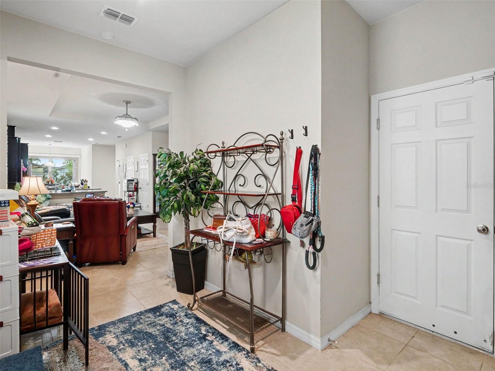 1505 Custer Bayou St Property Photo 5