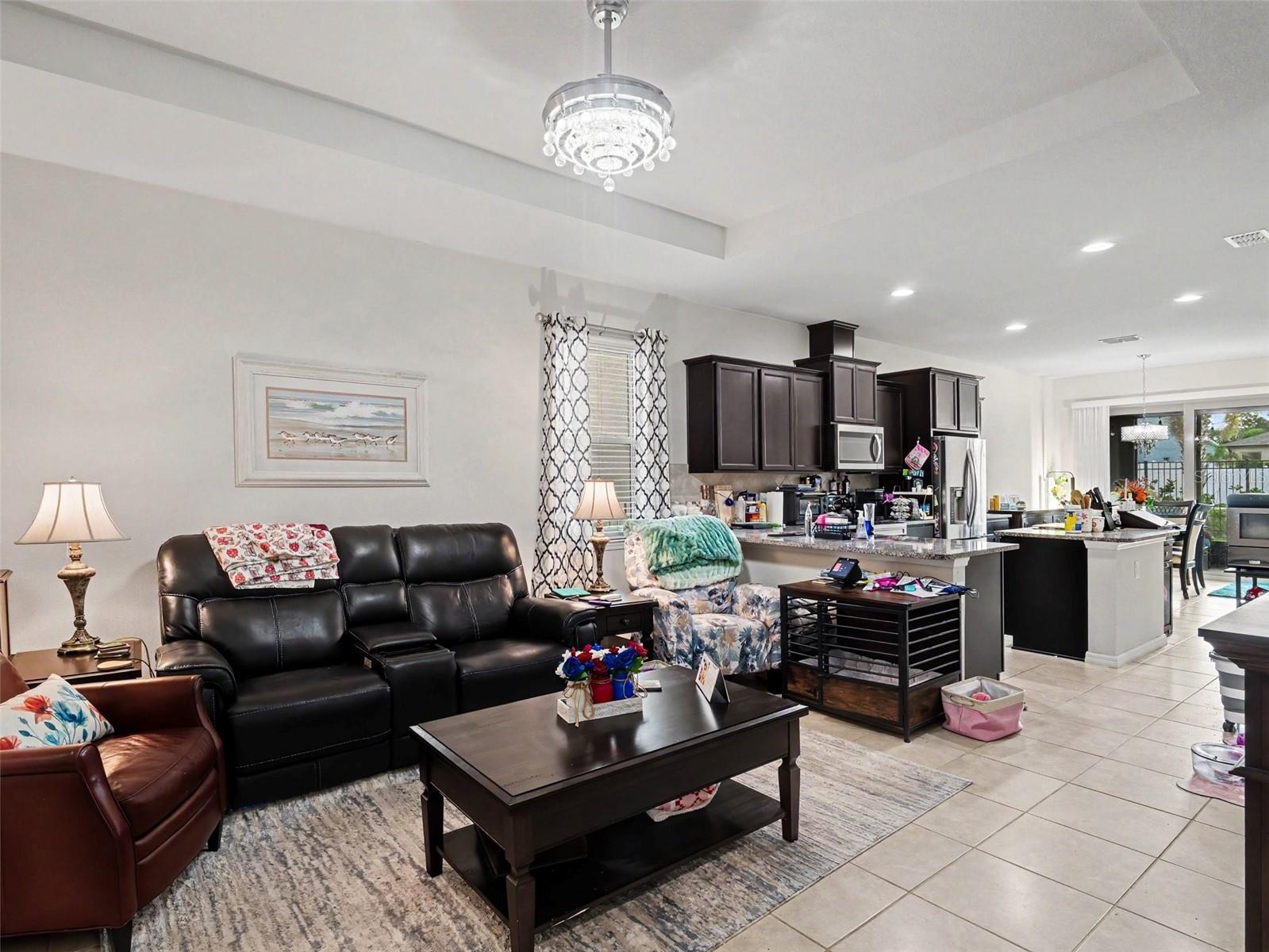1505 Custer Bayou St Property Photo 7