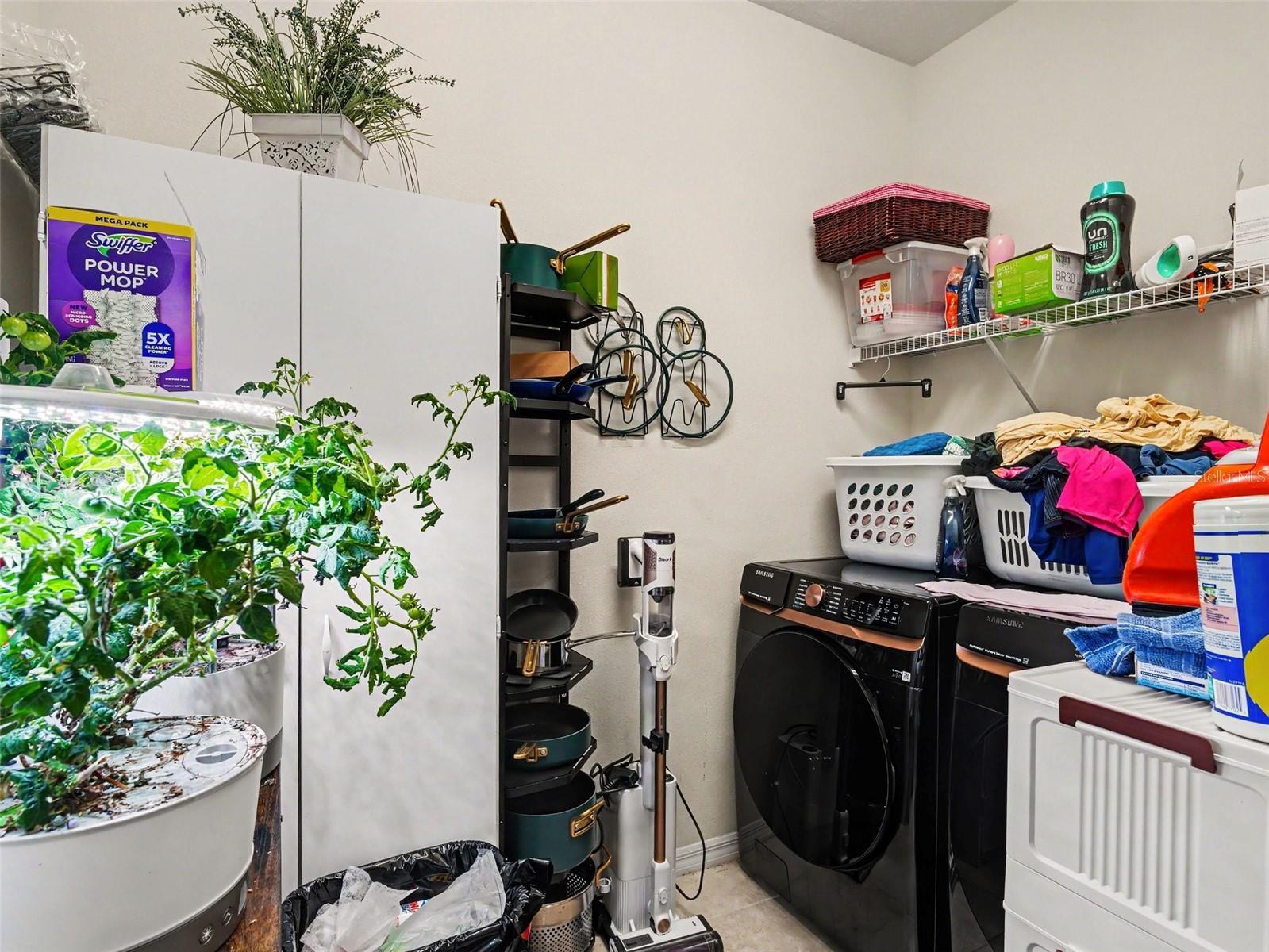 1505 Custer Bayou St Property Photo 14