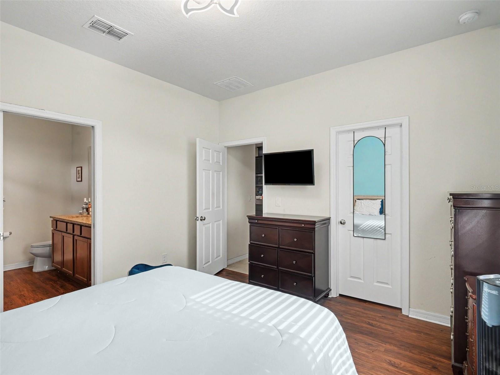 1505 Custer Bayou St Property Photo 18