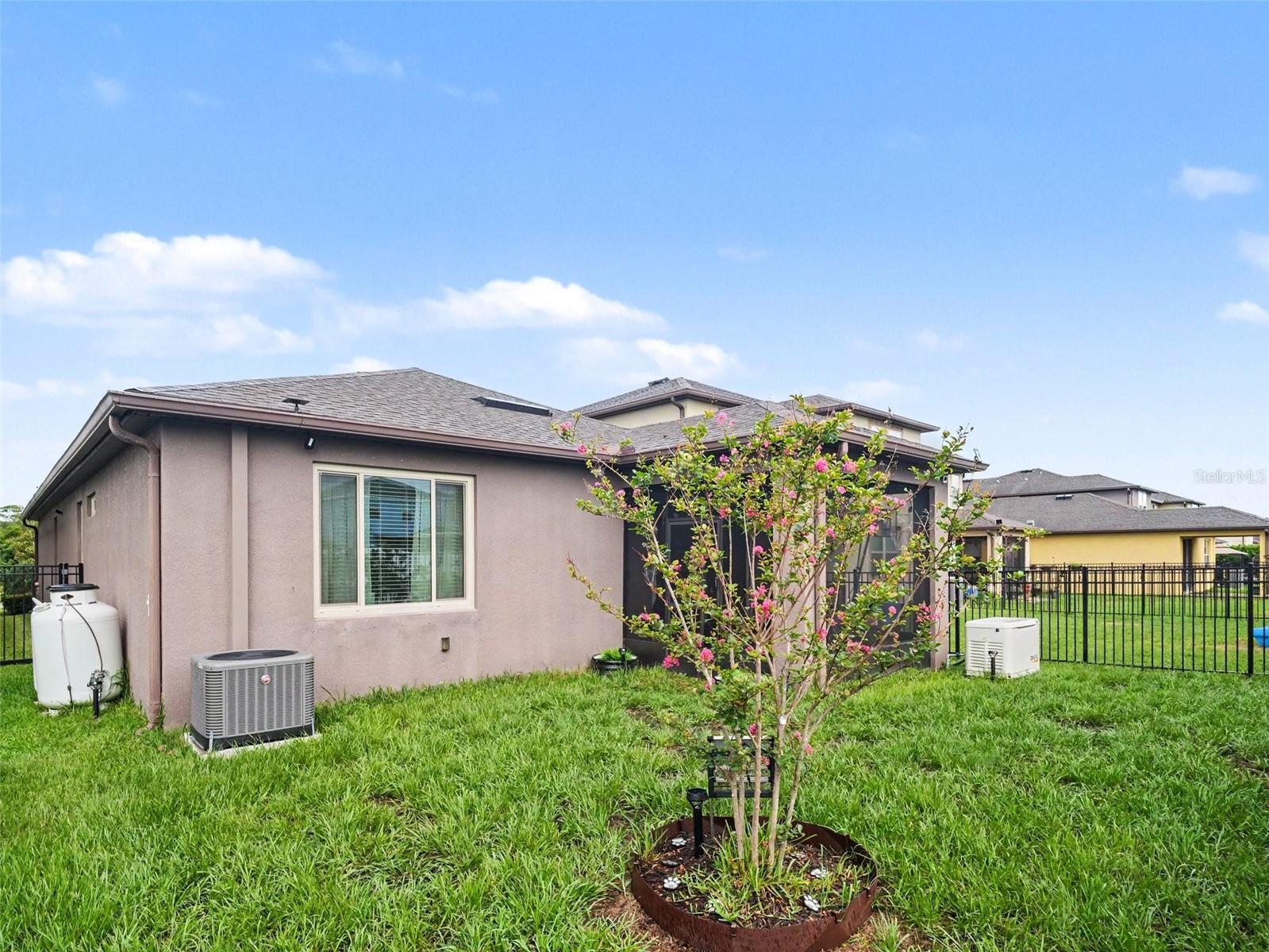 1505 Custer Bayou St Property Photo 25