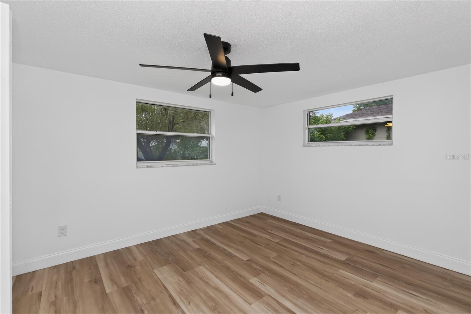 5644 Berlin Dr Property Photo 15