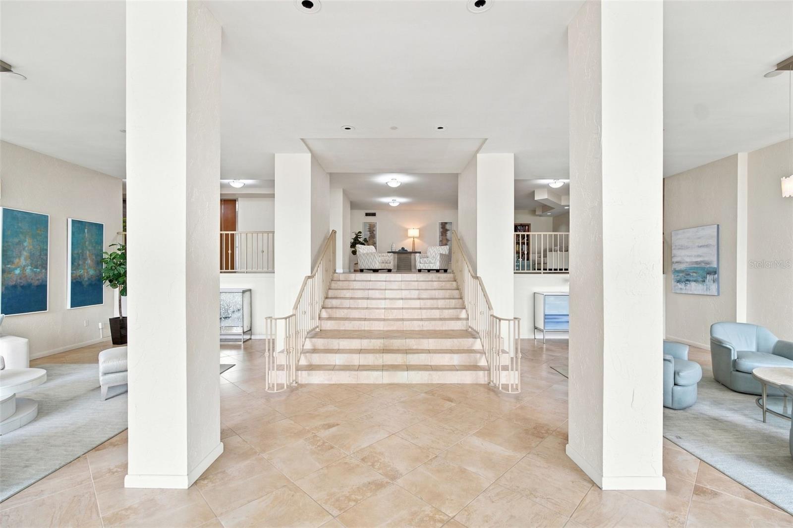 707 S Gulfstream Ave #207 Property Photo 2