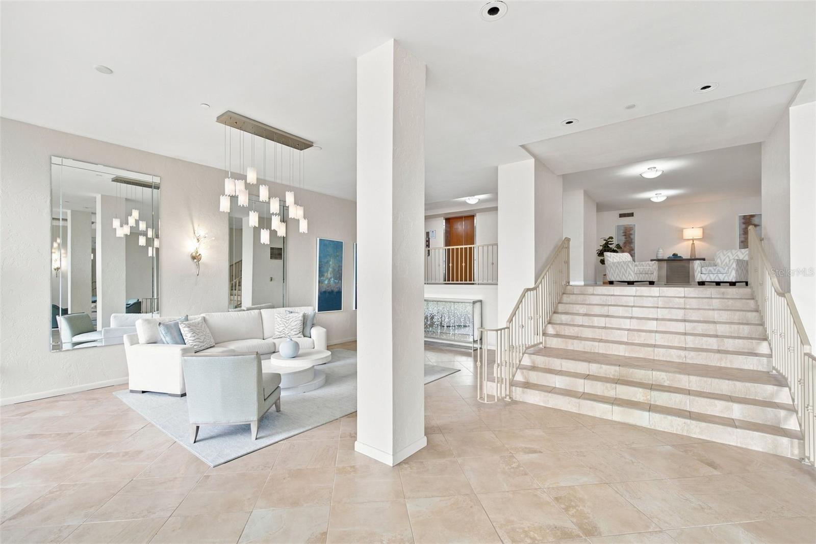 707 S Gulfstream Ave #207 Property Photo 3