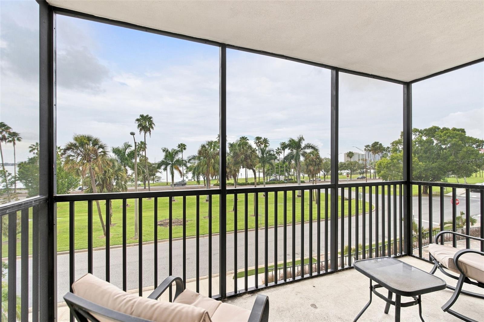 707 S Gulfstream Ave #207 Property Photo 18