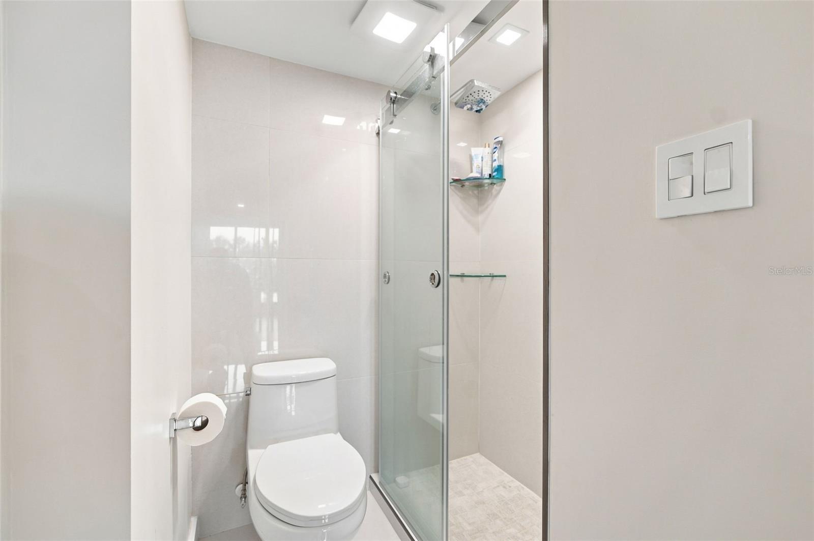 707 S Gulfstream Ave #207 Property Photo 29