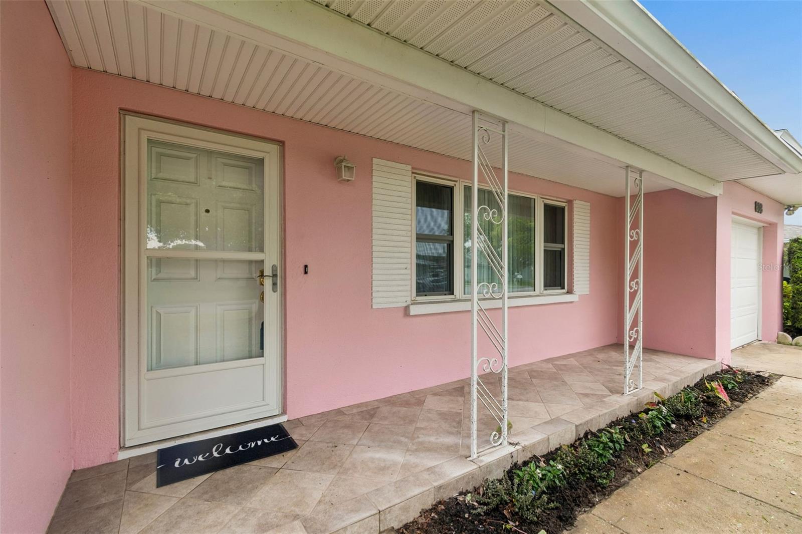 808 Woodley Rd Property Photo 2