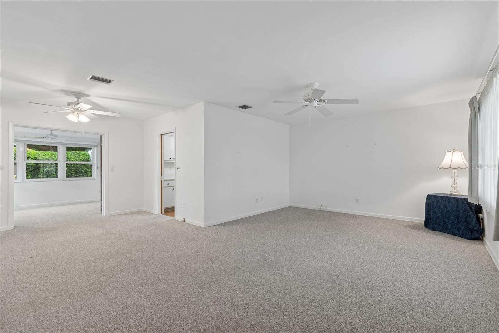 808 Woodley Rd Property Photo 7