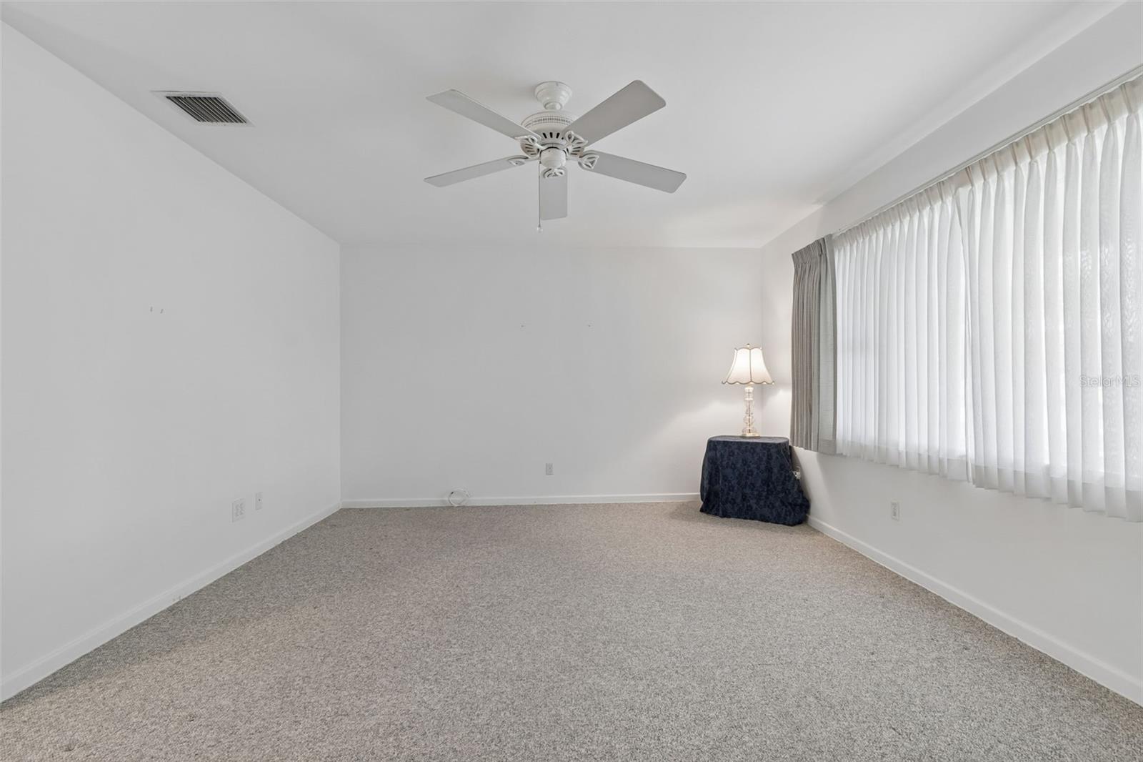 808 Woodley Rd Property Photo 9