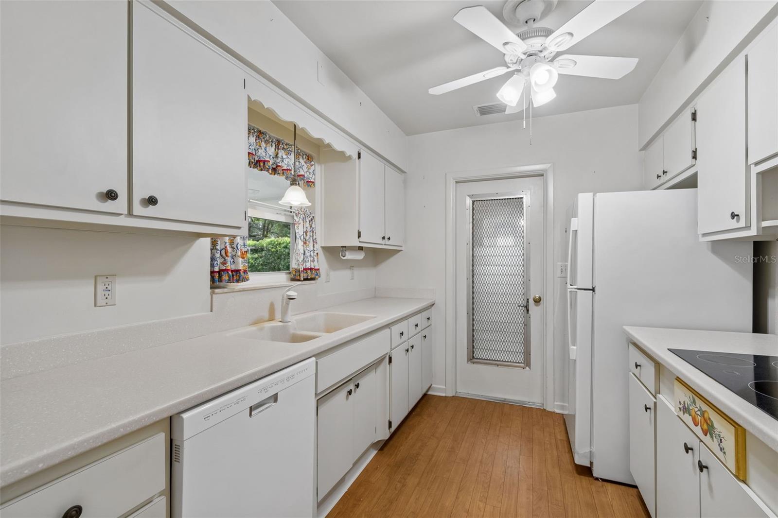 808 Woodley Rd Property Photo 16