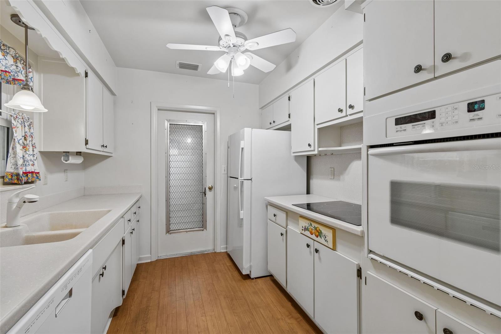 808 Woodley Rd Property Photo 17