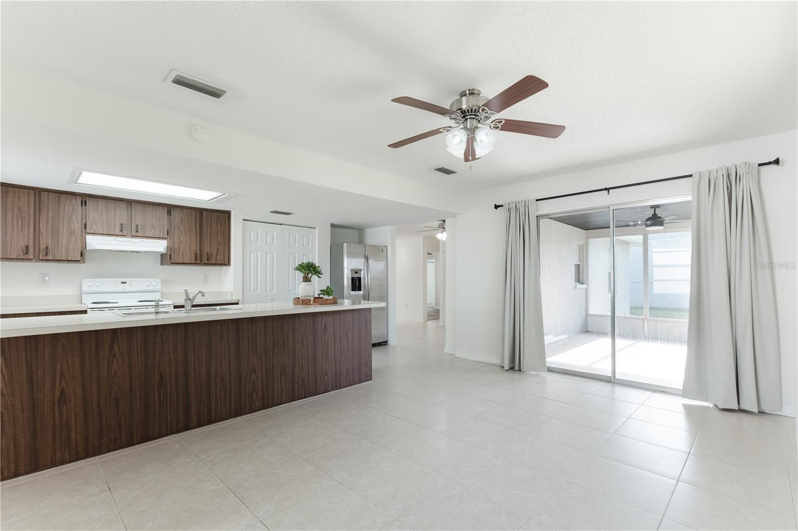 6520 Meadowbrook Ln Property Photo 14