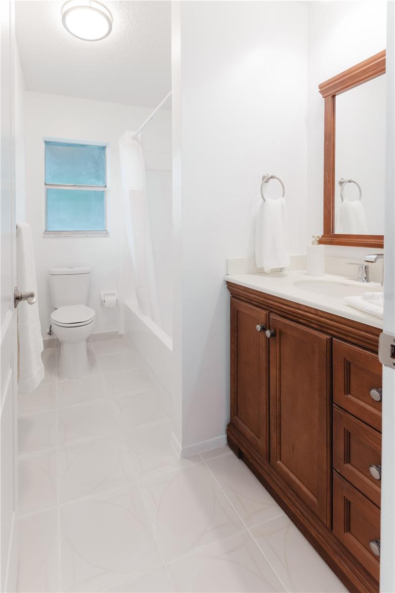 6520 Meadowbrook Ln Property Photo 32