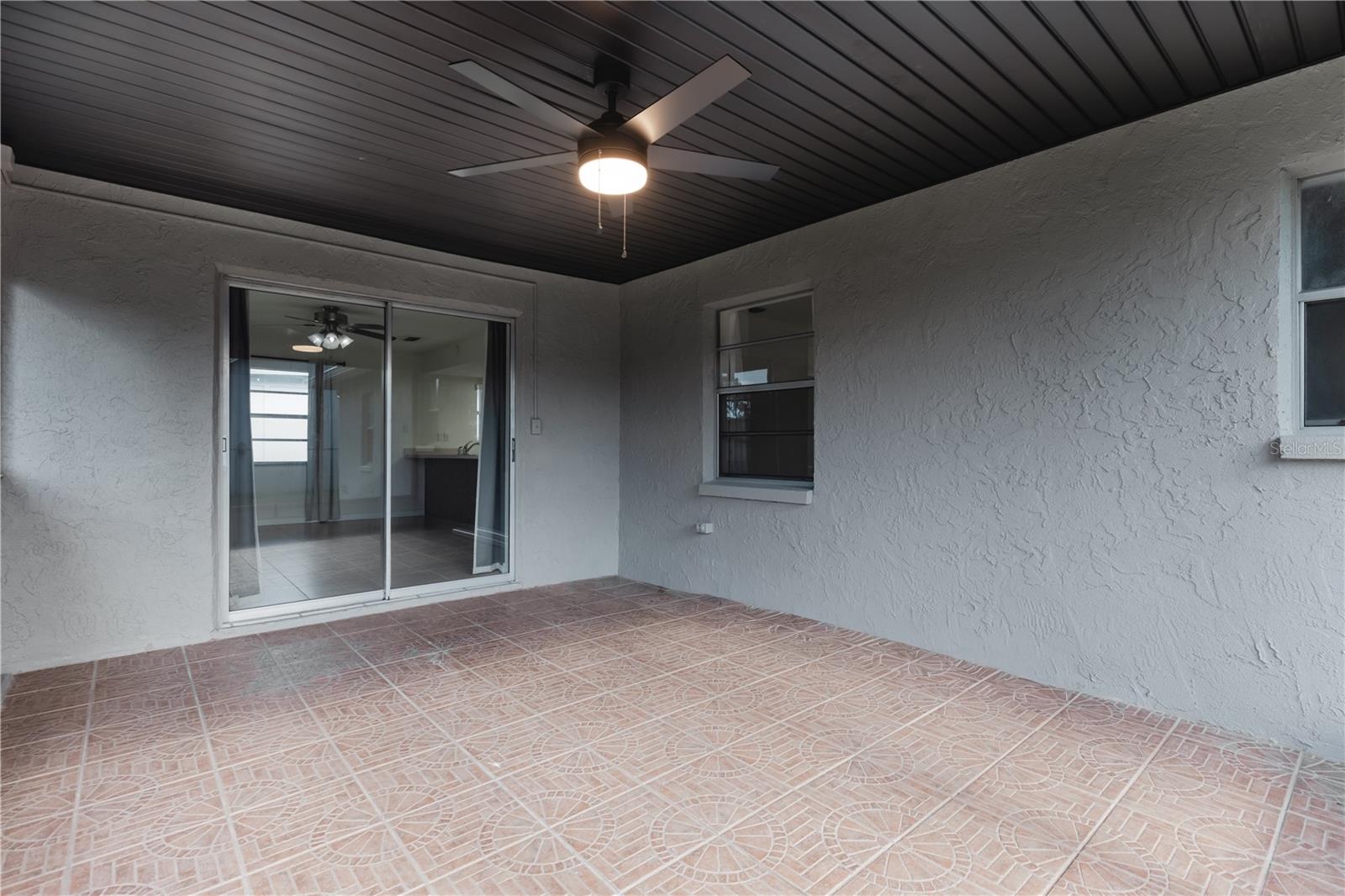 6520 Meadowbrook Ln Property Photo 36