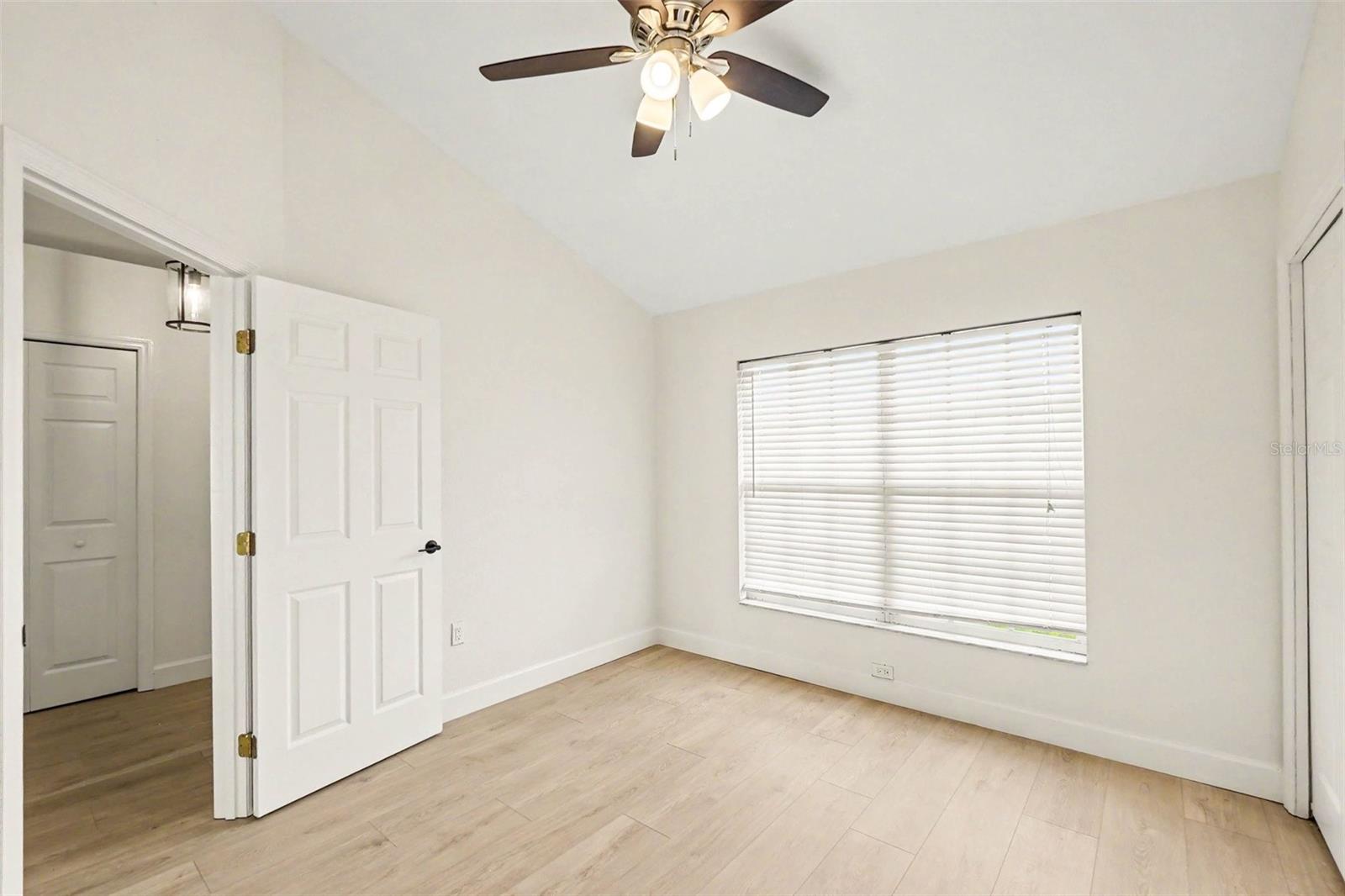 7231 Remington Oaks Dr Property Photo 13