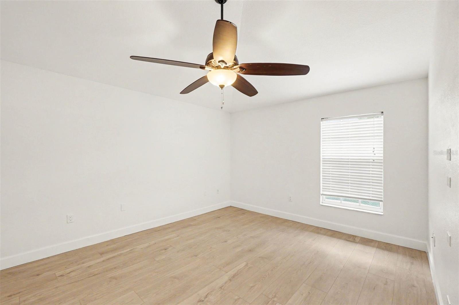 7231 Remington Oaks Dr Property Photo 18