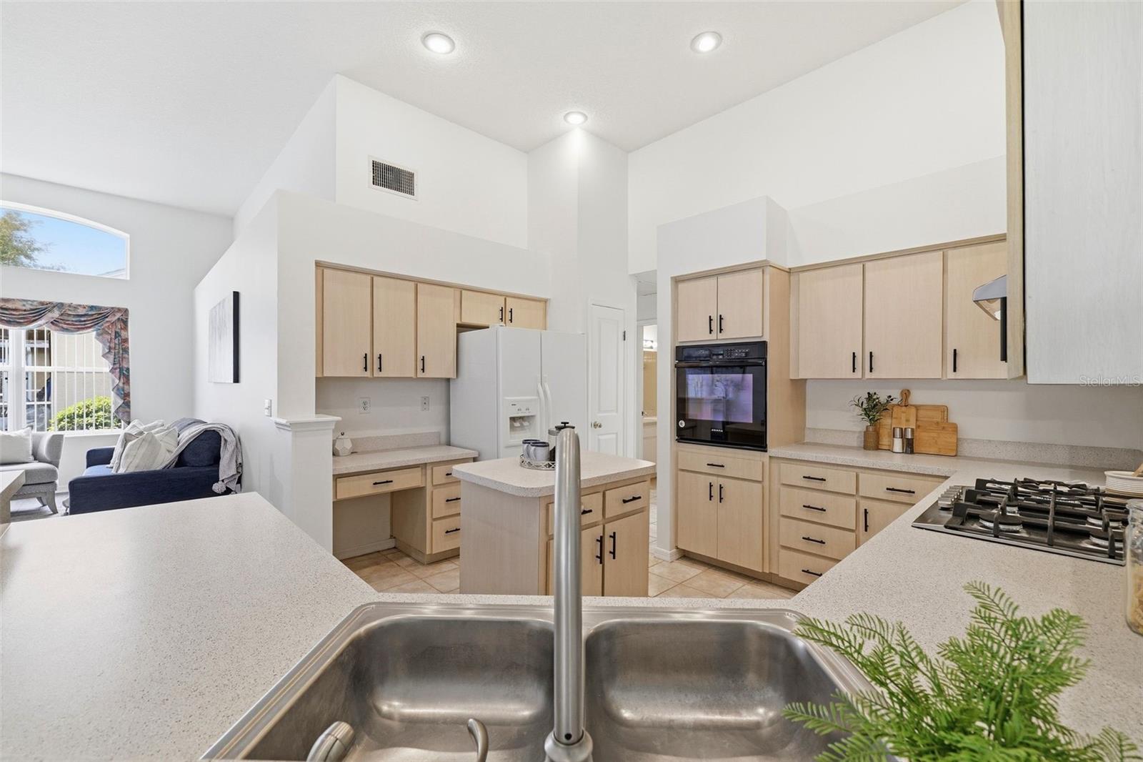 28331 Openfield Loop Property Photo 18