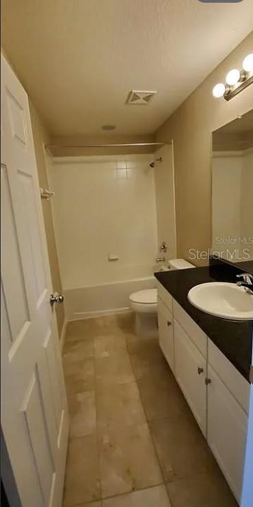 7027 Towne Lake Rd Property Photo 9