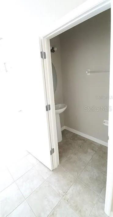 7027 Towne Lake Rd Property Photo 12