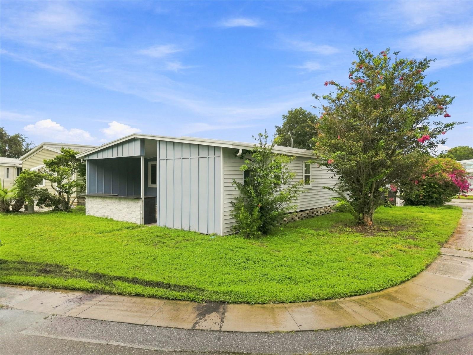 163 Dolphin Dr E Property Photo 38