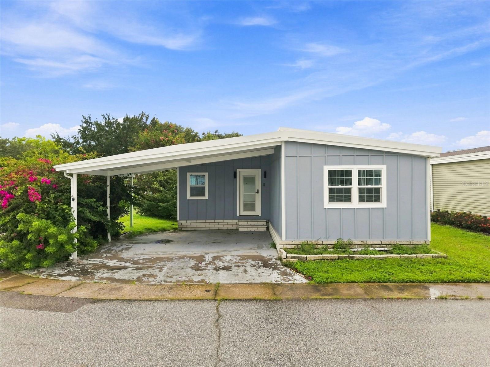 163 Dolphin Dr E Property Photo 40