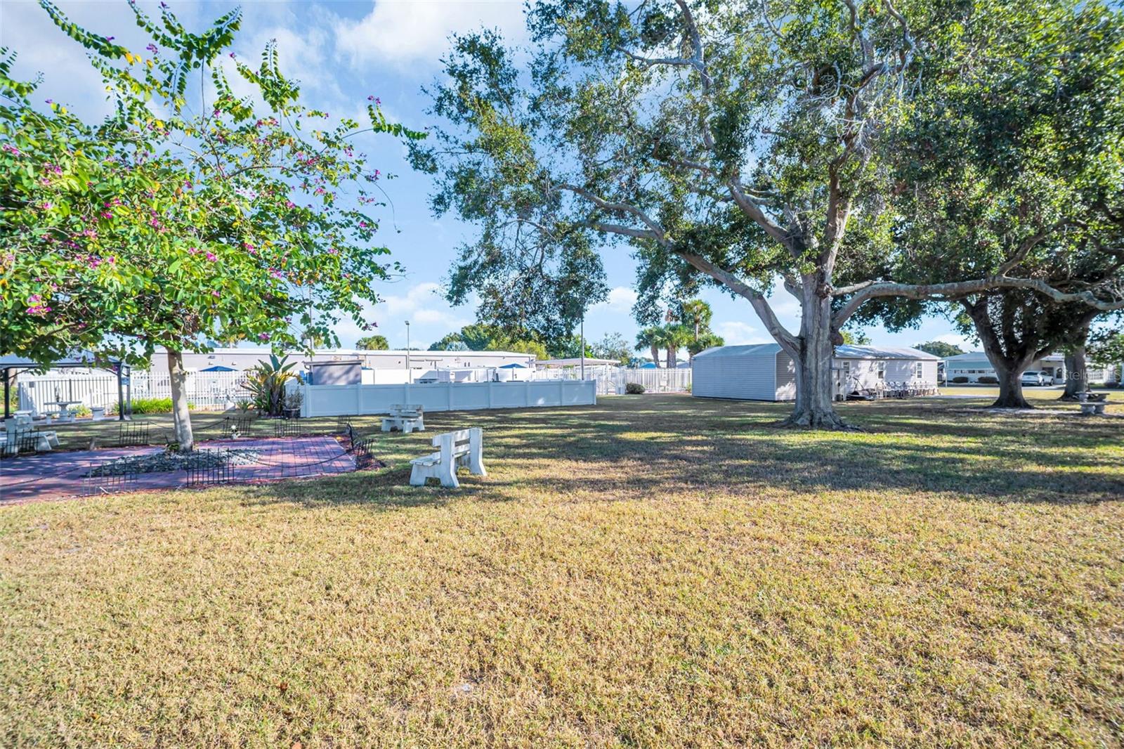 163 Dolphin Dr E Property Photo 59