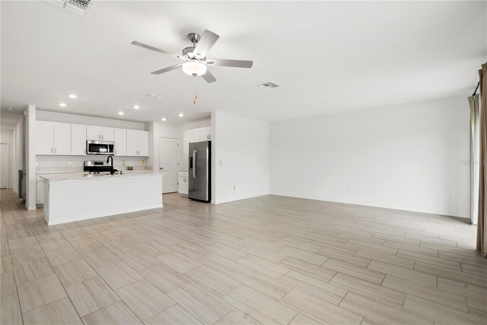22313 Pleasant Morning Dr Property Photo 10