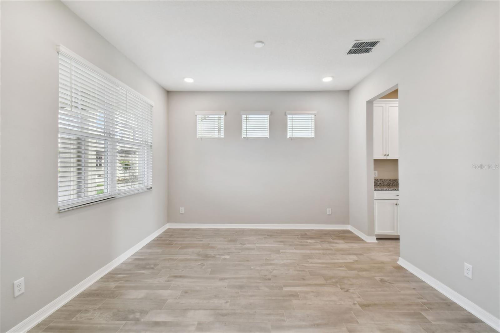 38190 Shale Stone Ct Property Photo 11