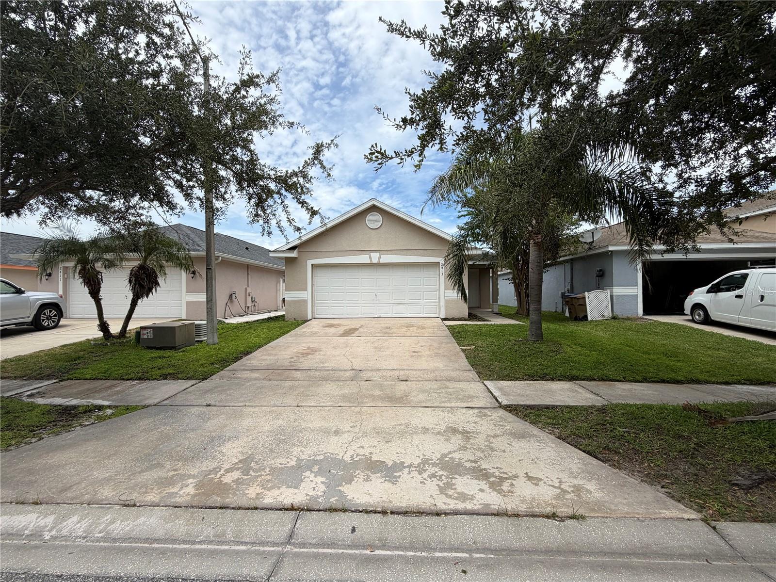 2413 RUDDENSTONE WAY