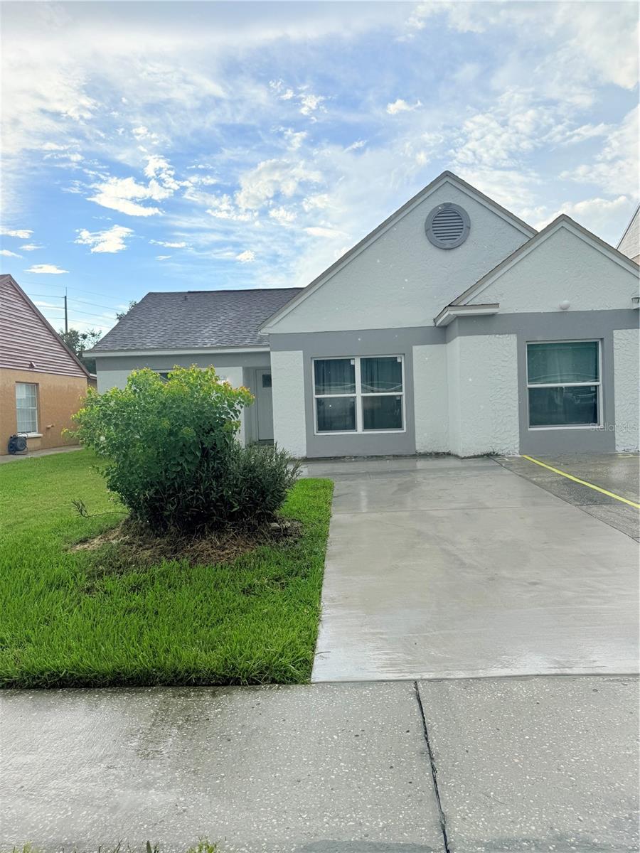 2130 Redleaf Dr Property Photo 1
