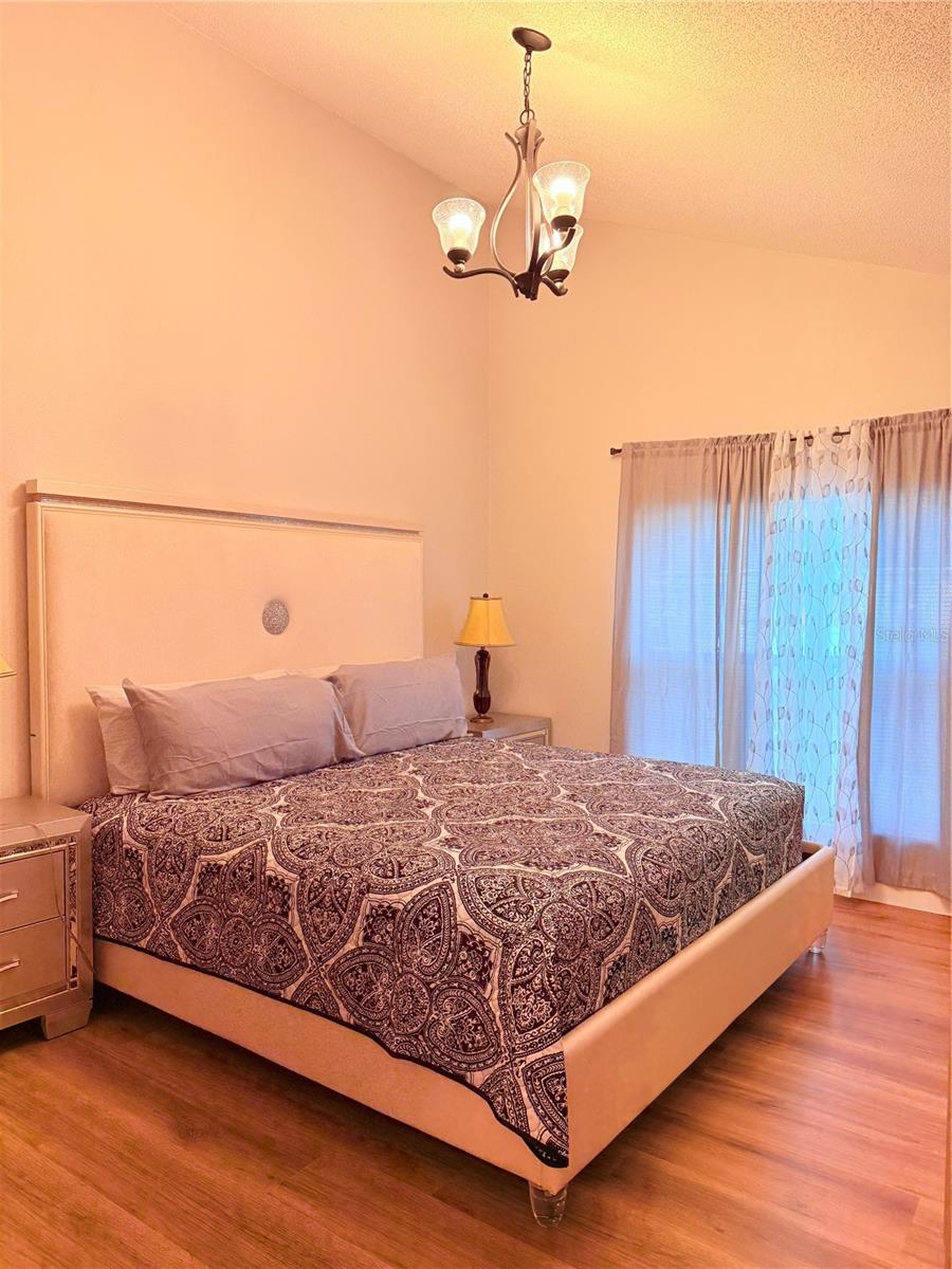 2130 Redleaf Dr Property Photo 28