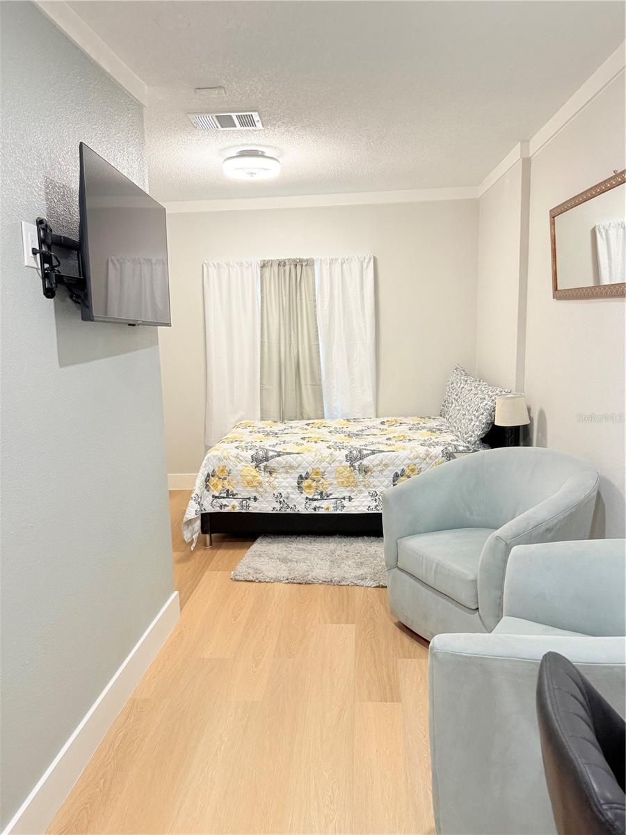 2130 Redleaf Dr Property Photo 40