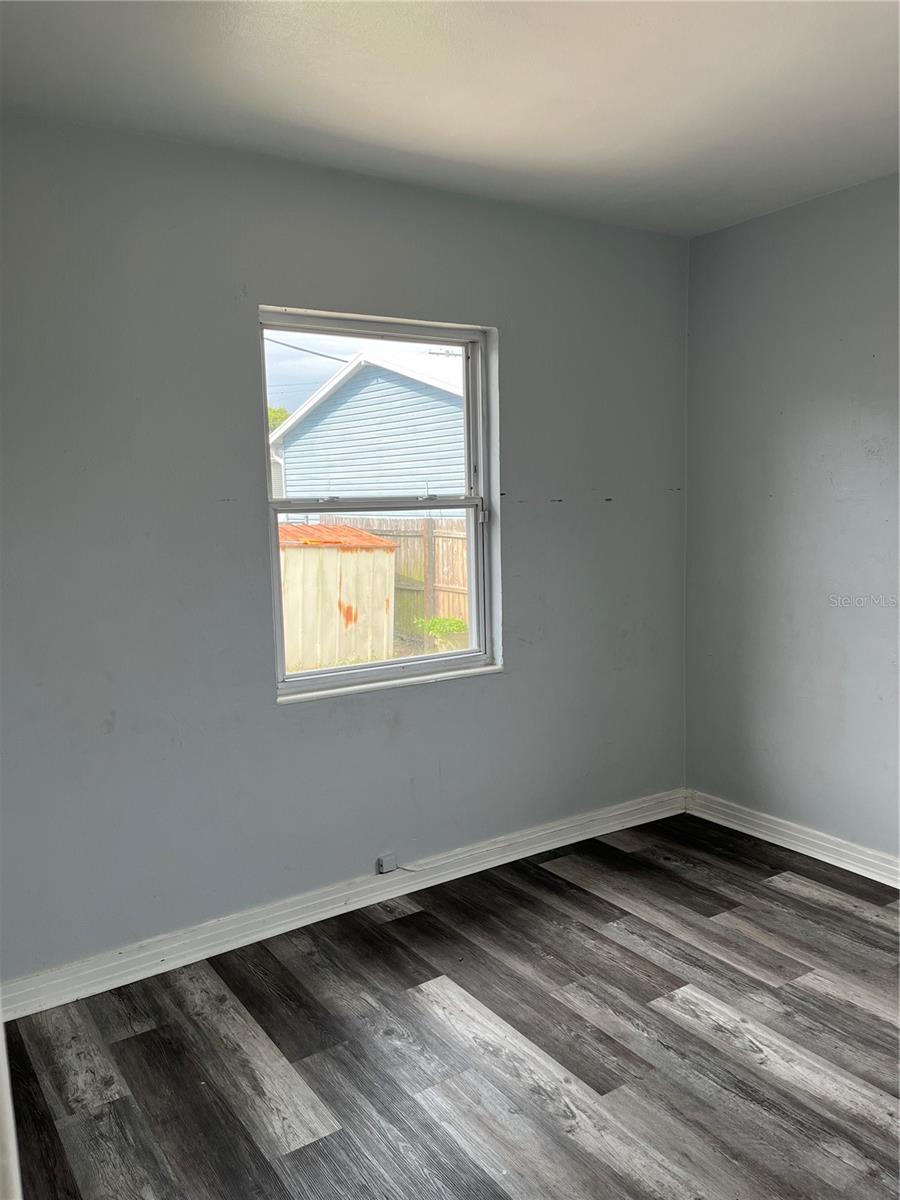 1206 E Canal St Property Photo 19