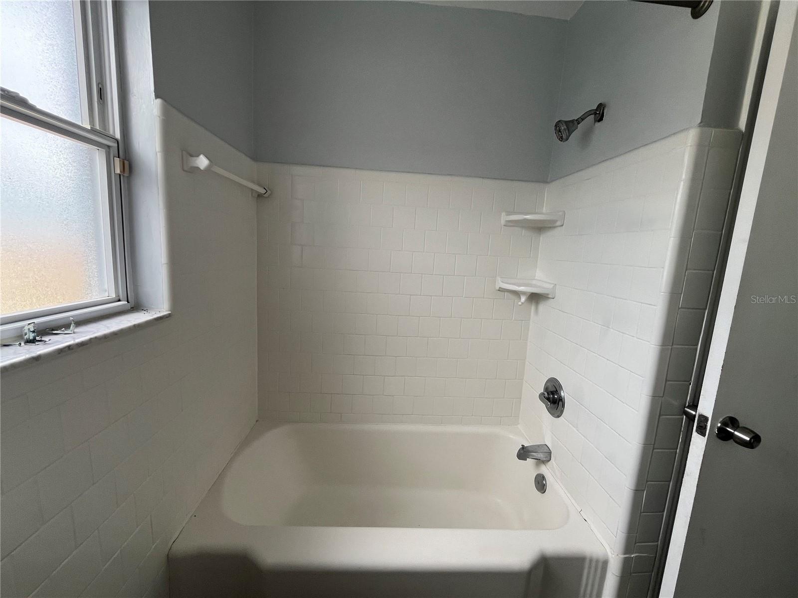 1206 E Canal St Property Photo 35